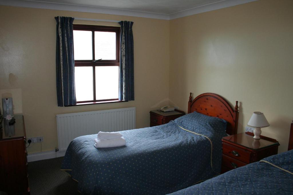 The Wootons Inn Tintagel Room photo