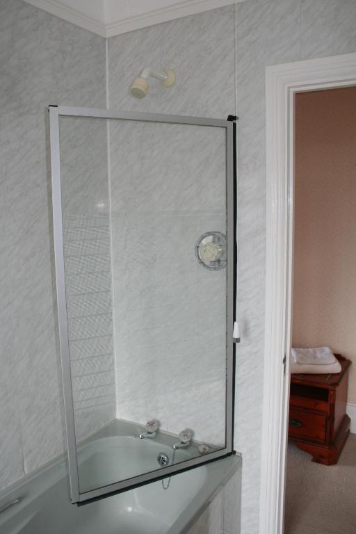 The Wootons Inn Tintagel Room photo