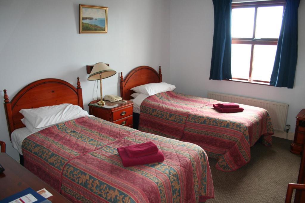 The Wootons Inn Tintagel Room photo